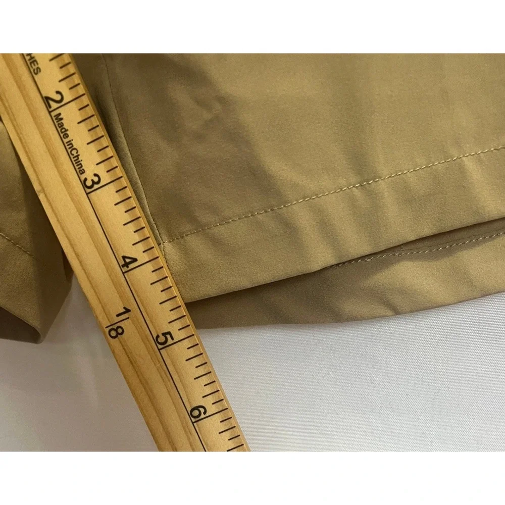 Tan Athletic Hiking Shorts Women Small Elastic Waist Zipper Pockets Khaki